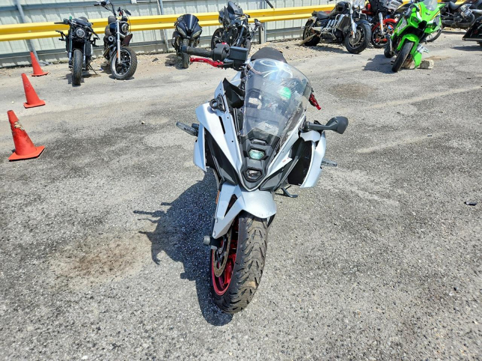 Suzuki GSX800 F 2024 — Copart