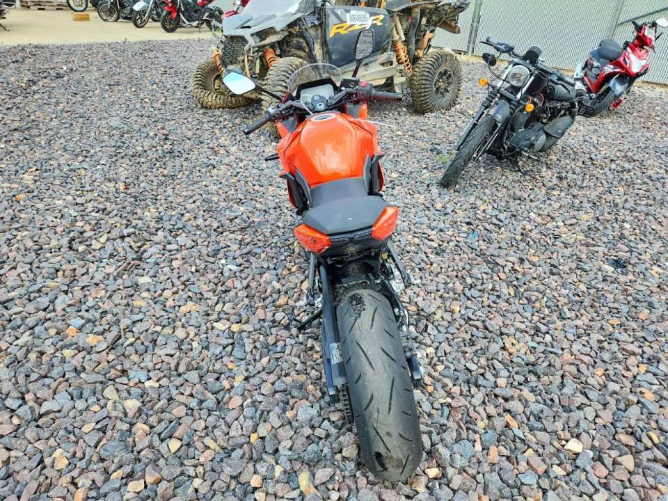 Suzuki GSX800 F 2026 — Copart