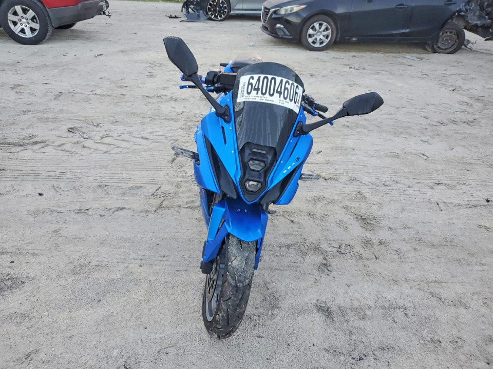Suzuki GSX800 F 2025 — Copart
