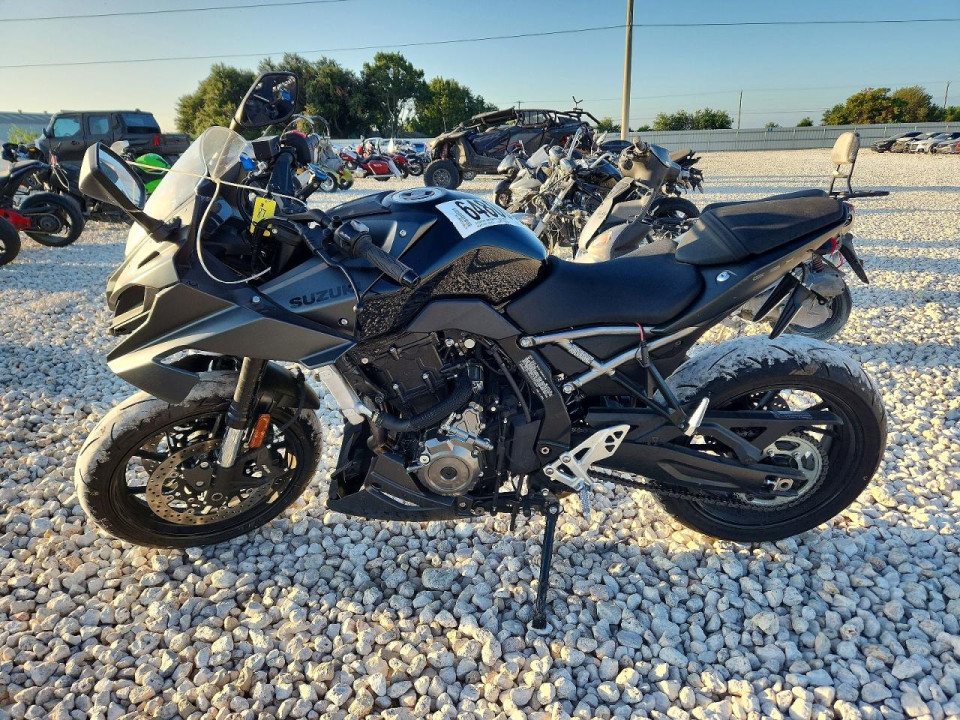Suzuki GSX800 F 2025 — Copart