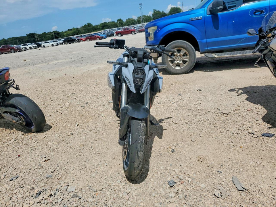 Suzuki GSX800 R 2024 — Copart