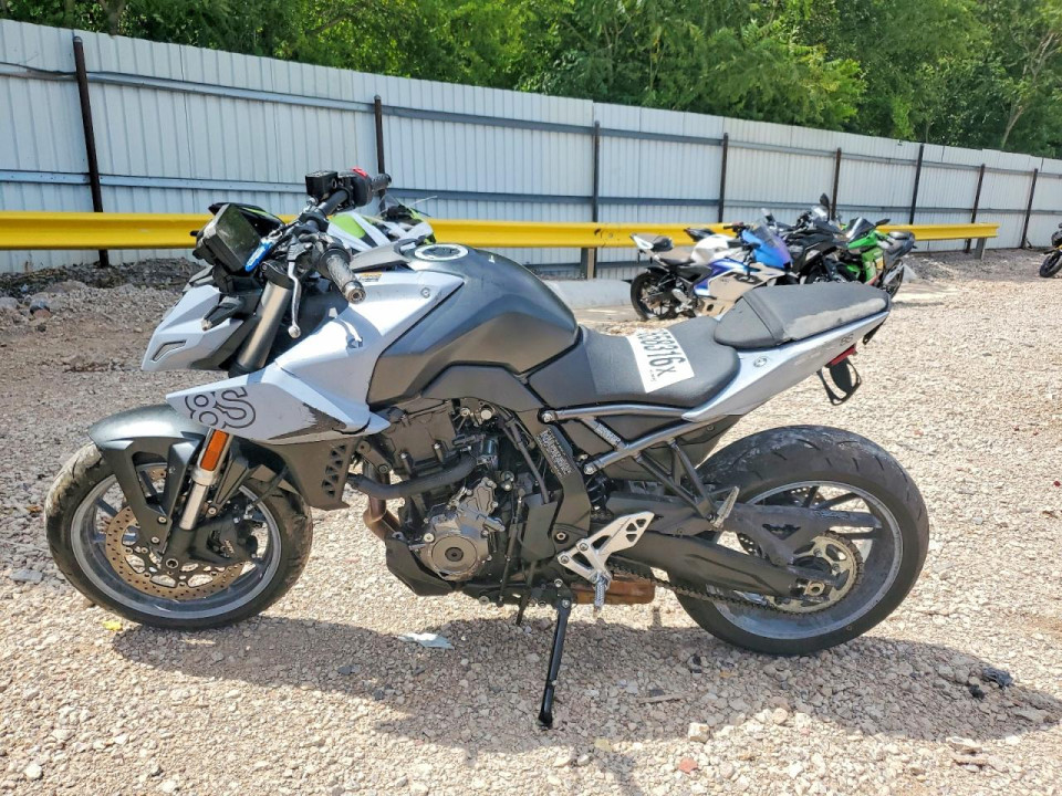 Suzuki GSX800 R 2024 — Copart