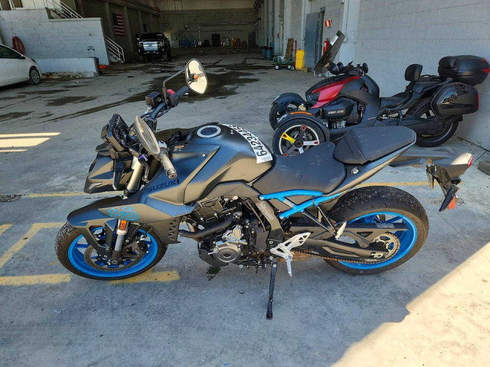 Suzuki GSX800 R 2024 — Copart