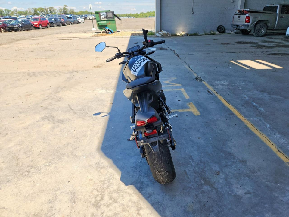 Suzuki GSX800 R 2024 — Copart