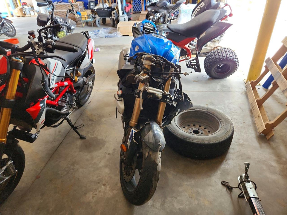 Suzuki GSXR1000 2011 — Copart