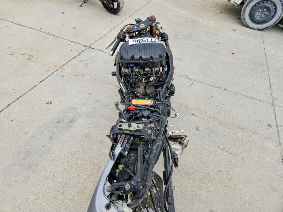 Suzuki GSXR1000 2006 — Copart