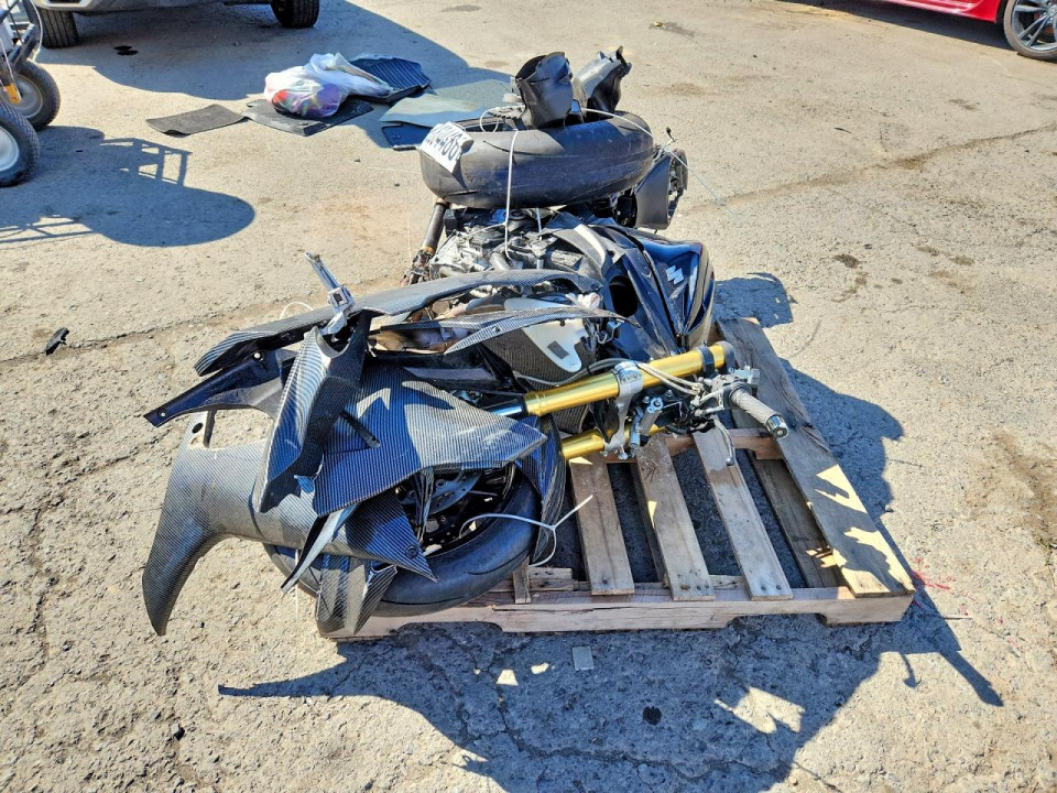Suzuki GSXR750 2013 — Copart