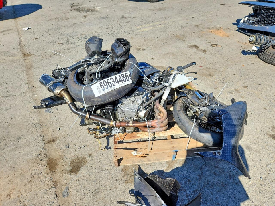 Suzuki GSXR750 2013 — Copart