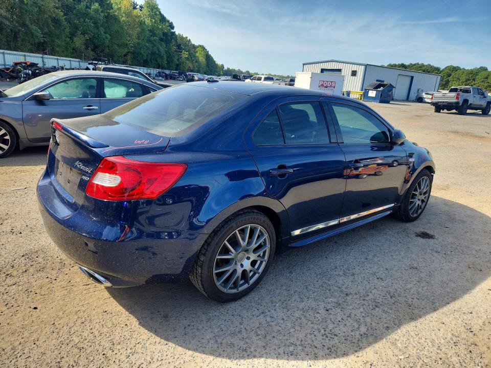 Suzuki KIZASHI 2012 — Copart