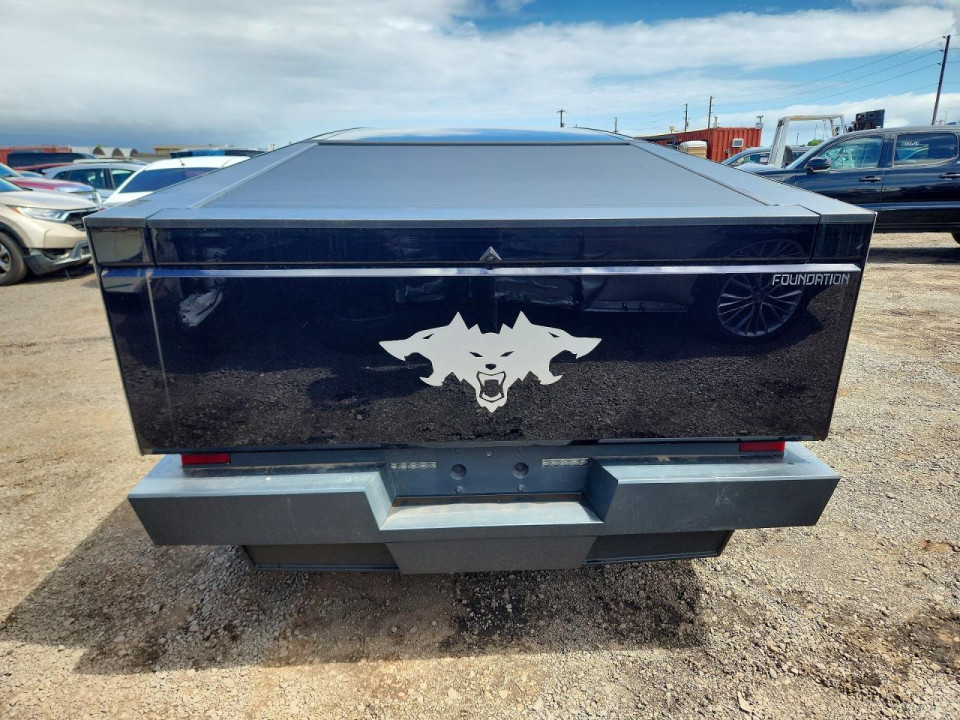 Tesla CYBERTRUCK 2024 — Copart
