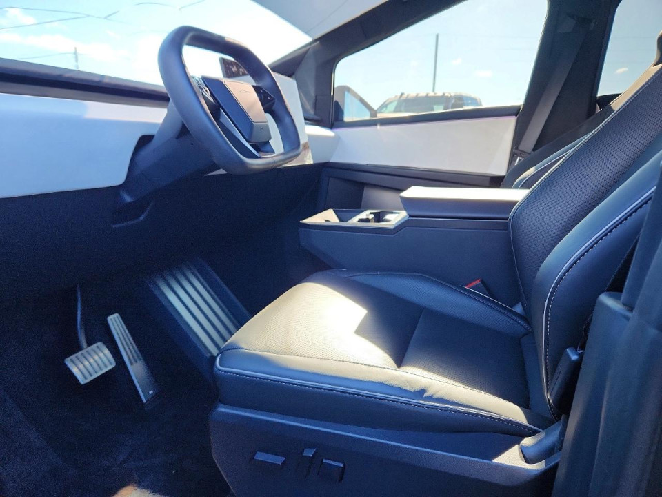 Tesla CYBERTRUCK 2024 — Copart