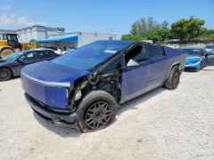 Tesla CYBERTRUCK 2024 — Copart