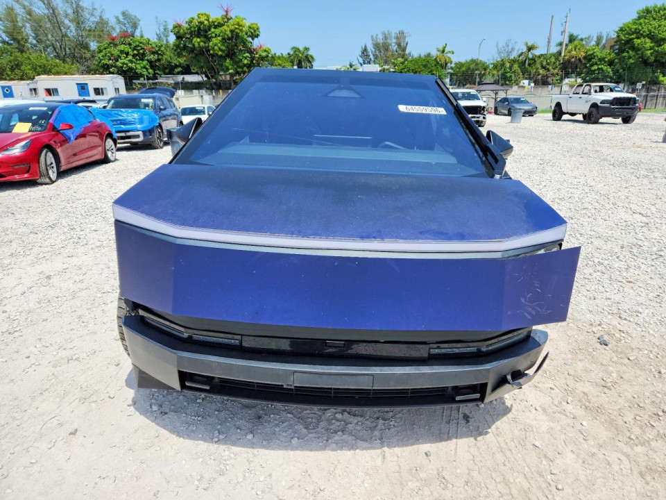 Tesla CYBERTRUCK 2024 — Copart