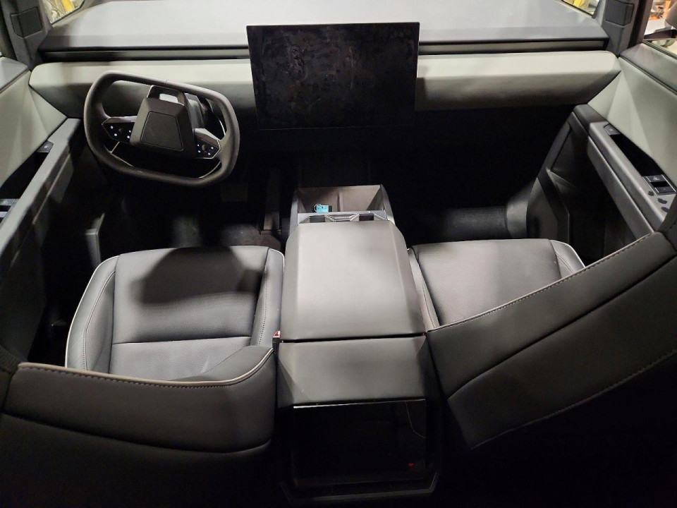 Tesla CYBERTRUCK 2026 — Copart