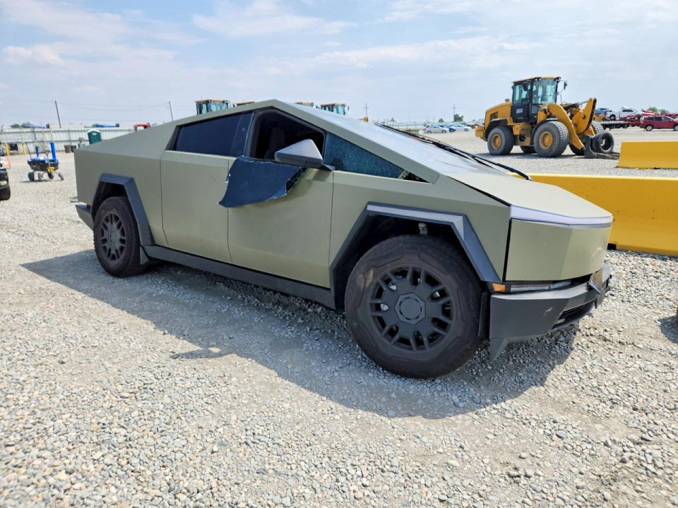 Tesla CYBERTRUCK 2024 — Copart