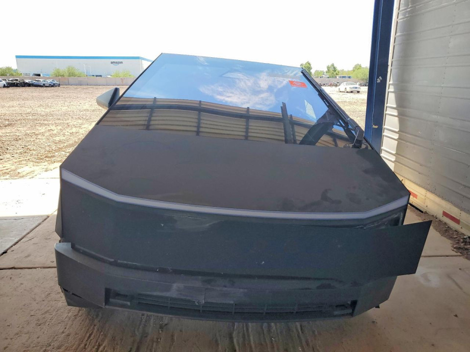 Tesla CYBERTRUCK 2024 — Copart