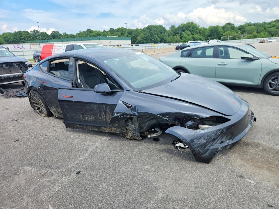 Tesla MODEL 3 2024 — Copart
