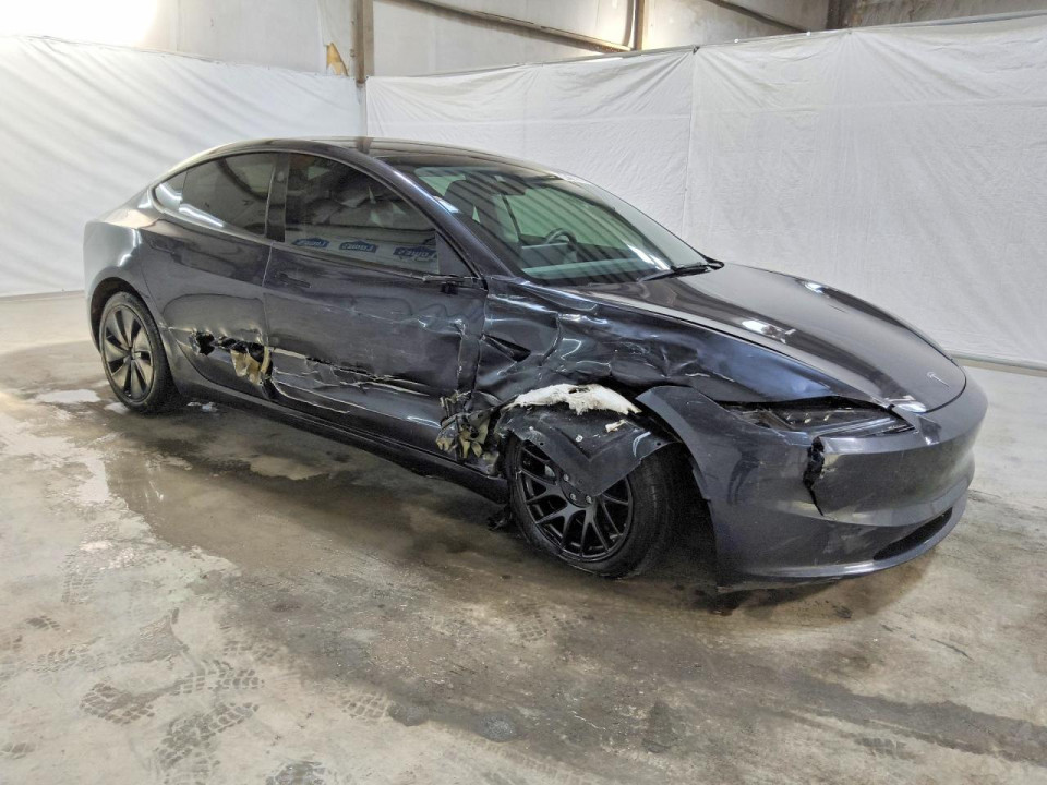 Tesla MODEL 3 2024 — Copart