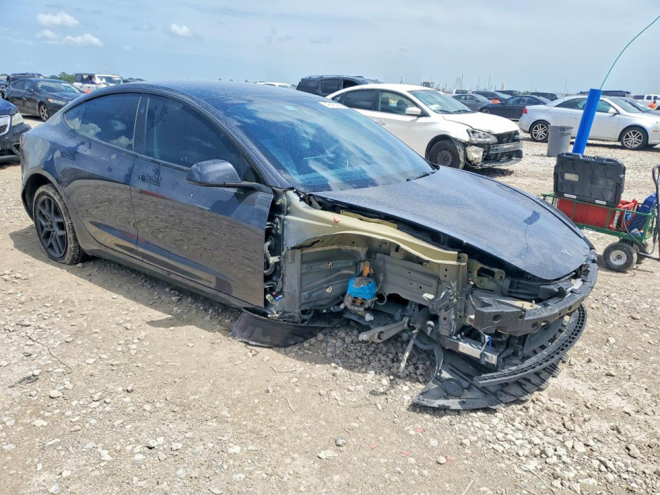 Tesla MODEL 3 2024 — Copart