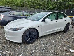 Tesla MODEL 3 2025