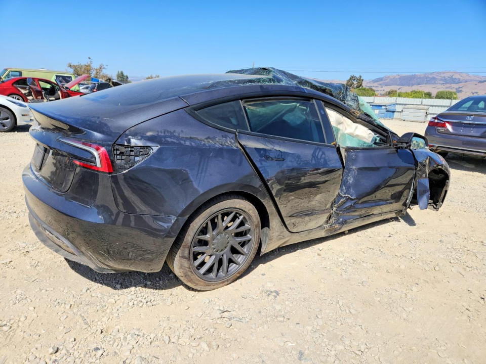 Tesla MODEL 3 2025 — Copart