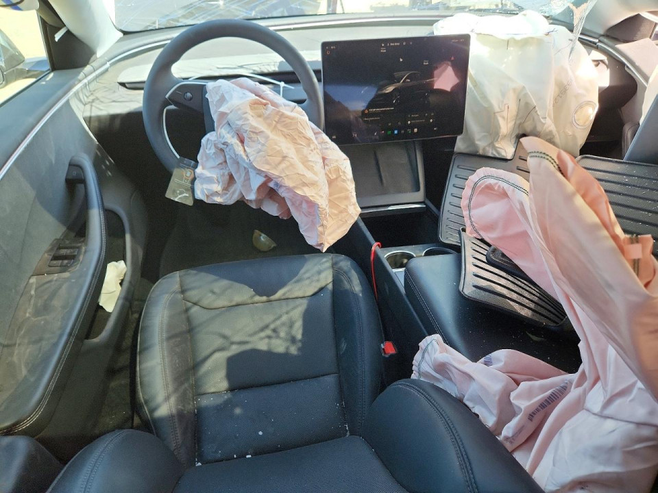 Tesla MODEL 3 2025 — Copart