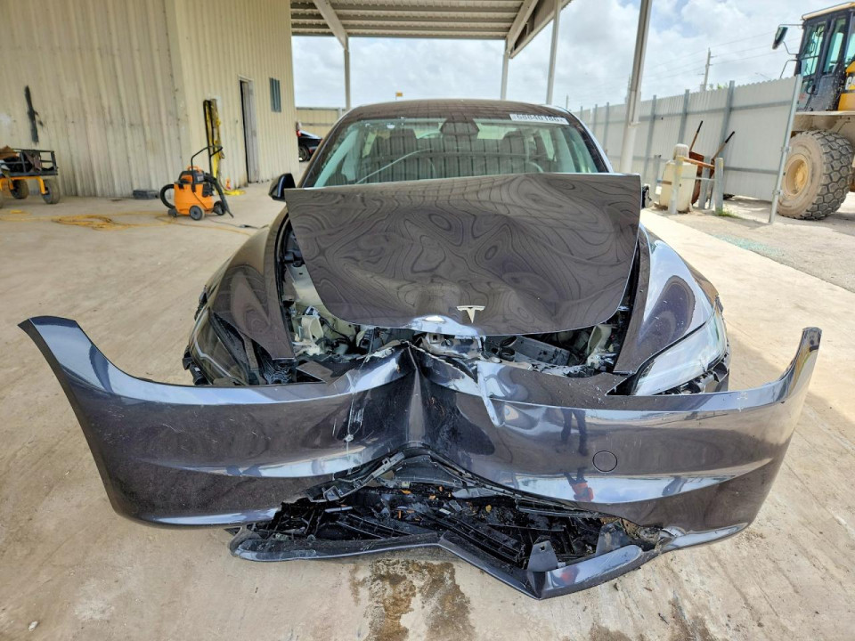 Tesla MODEL 3 2025 — Copart