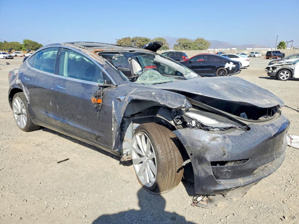Tesla MODEL 3 2020 — Copart