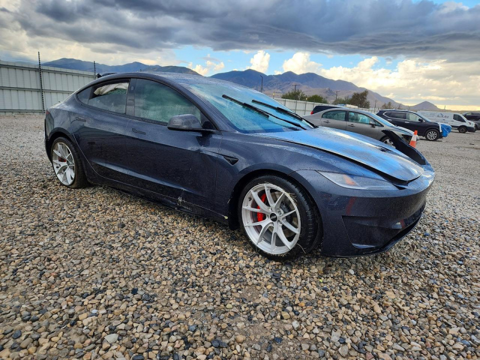 Tesla MODEL 3 2024 — Copart