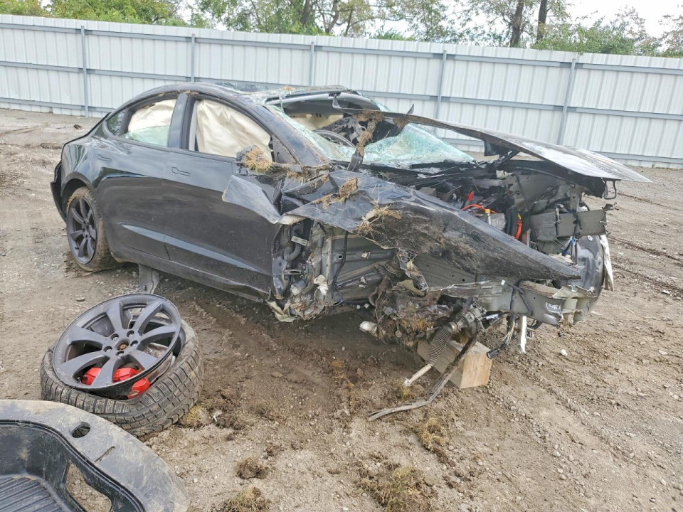 Tesla MODEL 3 2024 — Copart