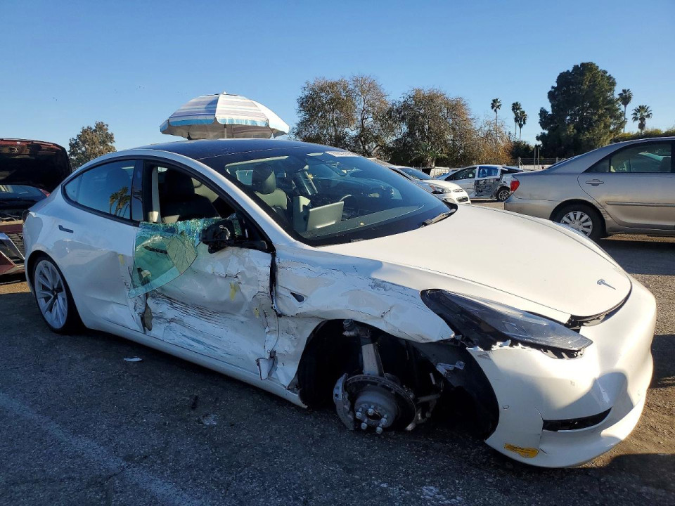 Tesla MODEL 3 2022 — Copart