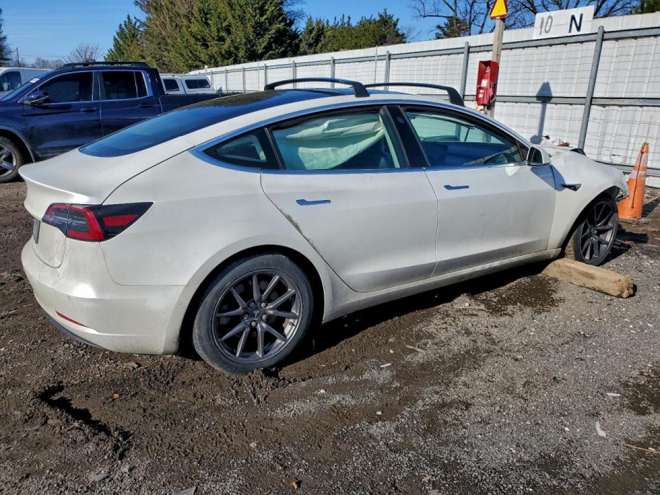 Tesla MODEL 3 2019 — Copart