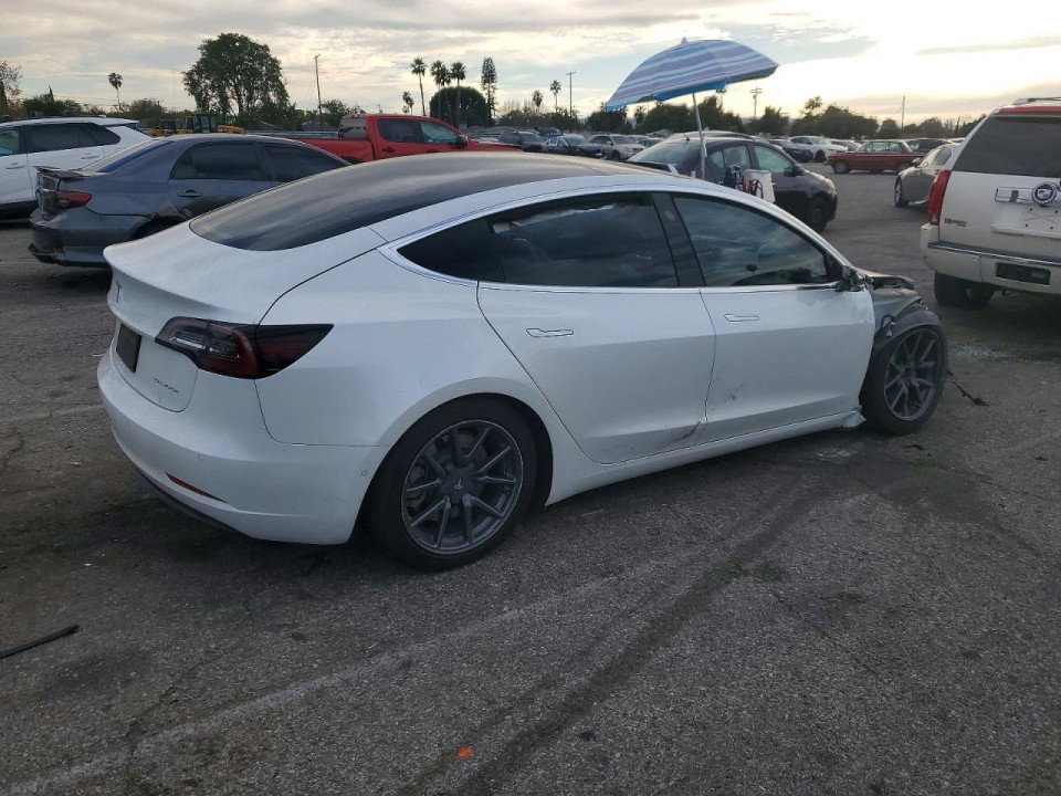 Tesla MODEL 3 2020 — Copart