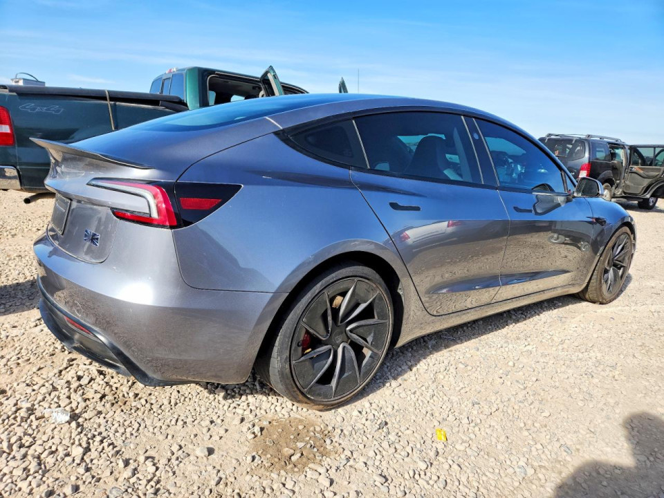 Tesla MODEL 3 2024 — Copart