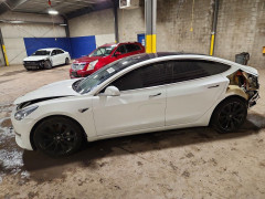 Tesla MODEL 3 2018 — Copart
