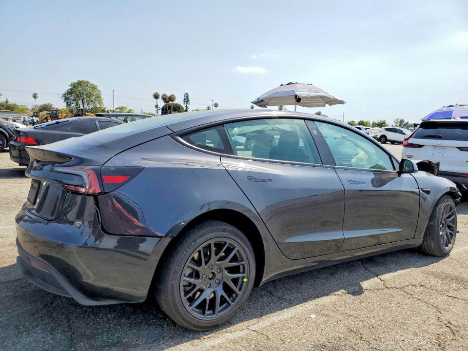Tesla MODEL 3 2024 — Copart