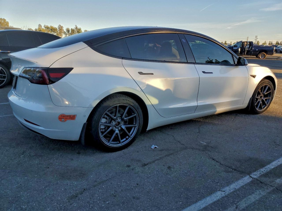 Tesla MODEL 3 2021 — Copart
