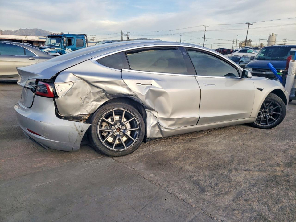 Tesla MODEL 3 2018 — Copart