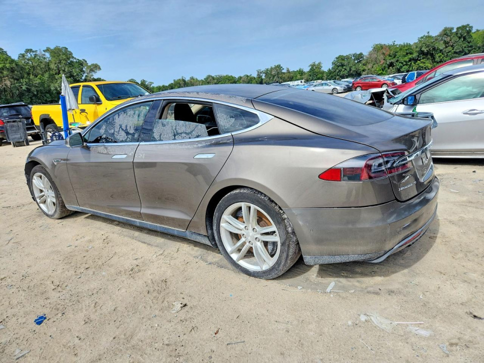 Tesla MODEL S 2015 — Copart