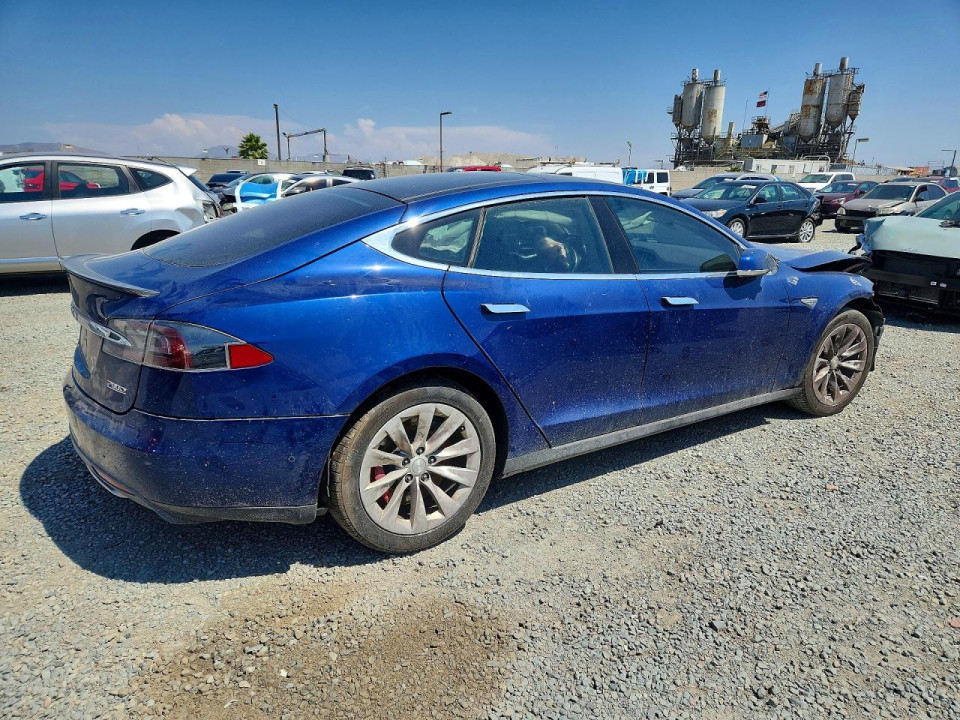 Tesla MODEL S 2016 — Copart