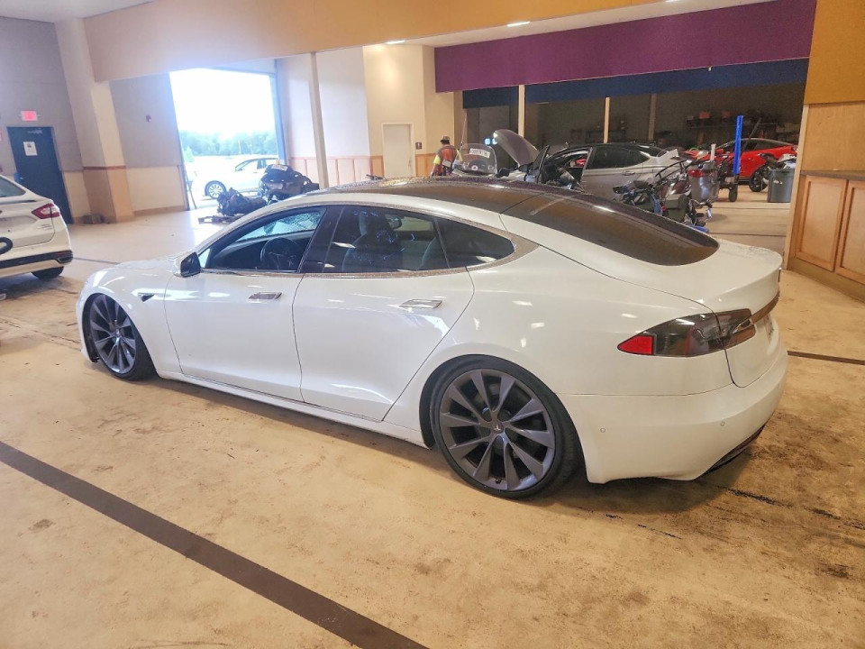 Tesla MODEL S 2020 — Copart