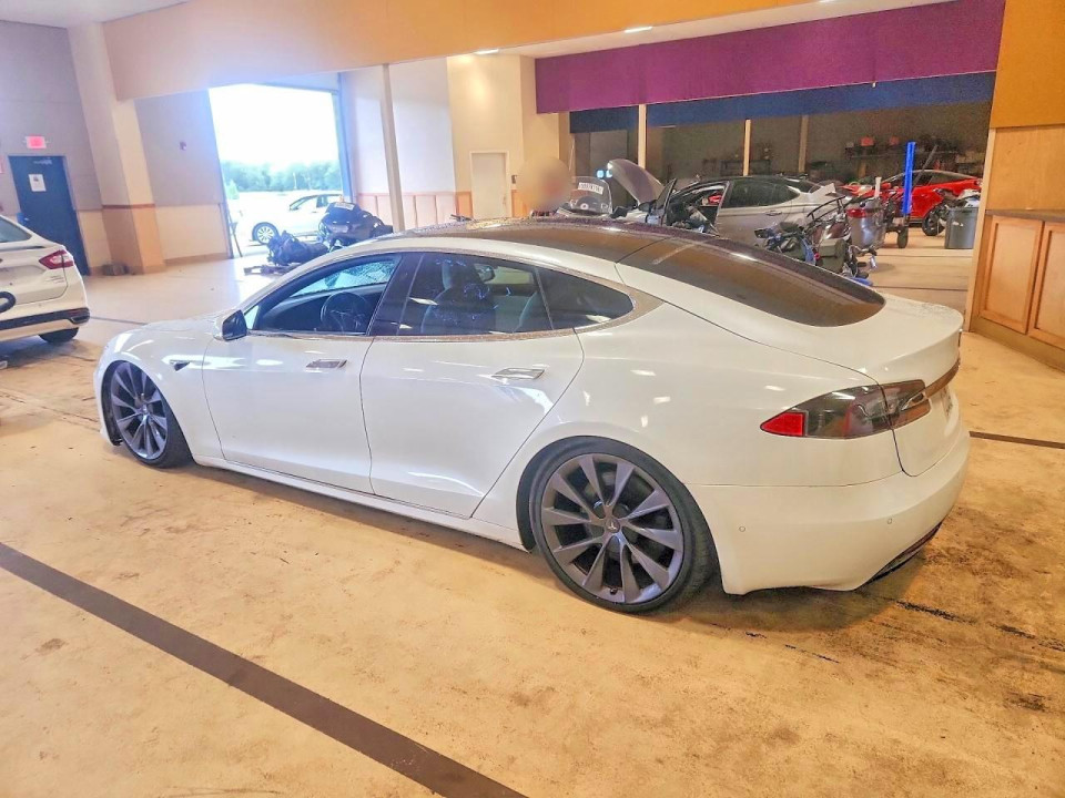 Tesla MODEL S 2020 — Copart