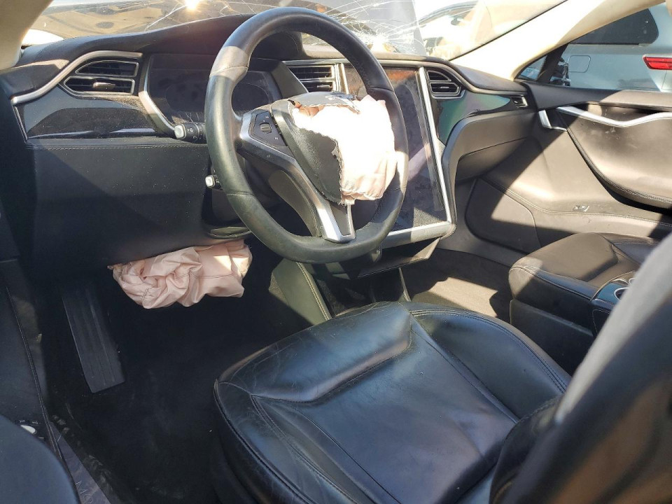 Tesla MODEL S 2015 — Copart