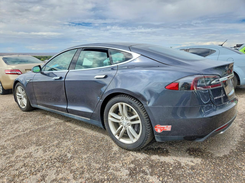 Tesla MODEL S 2015 — Copart