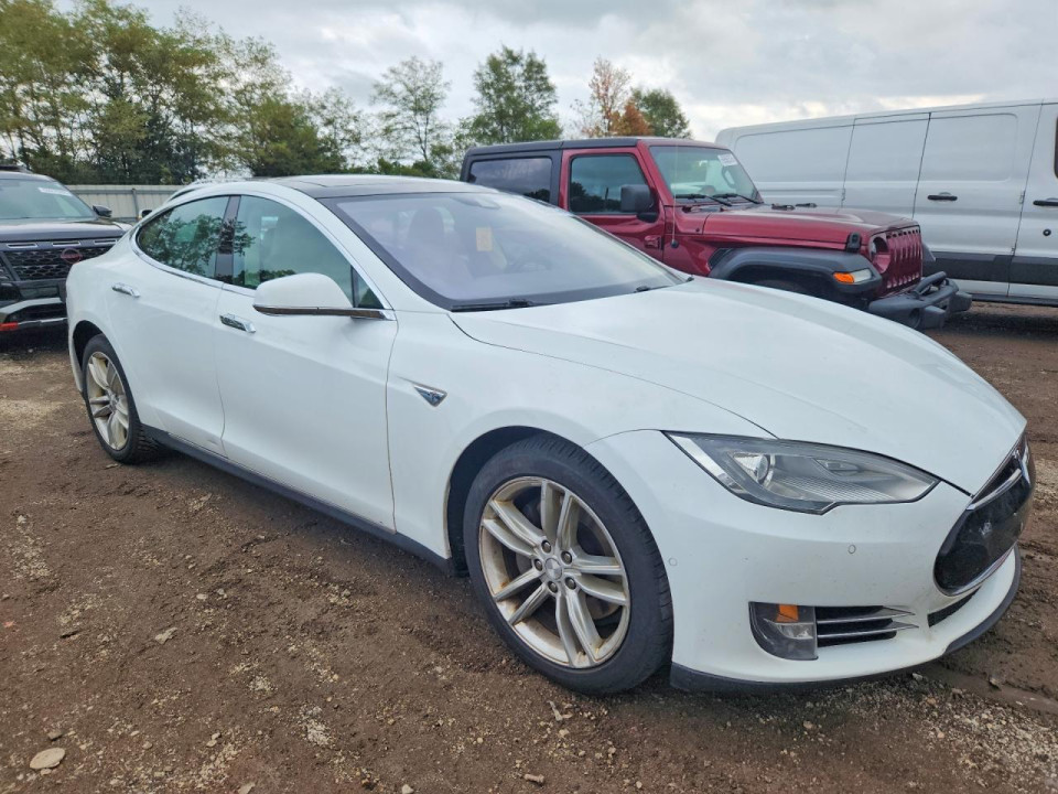 Tesla MODEL S 2015 — Copart