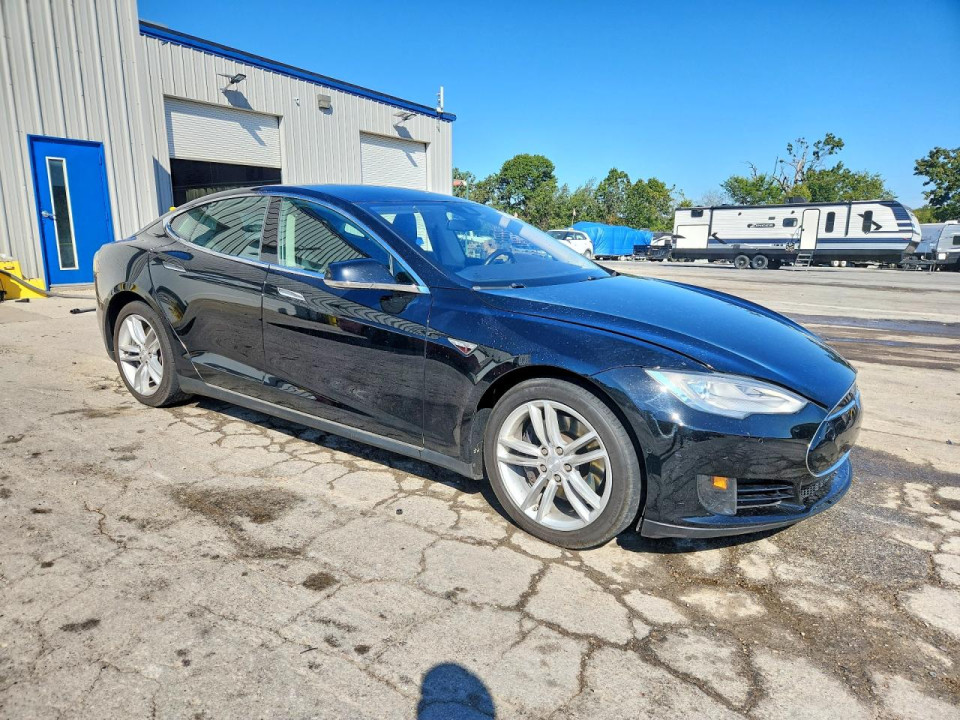 Tesla MODEL S 2015 — Copart