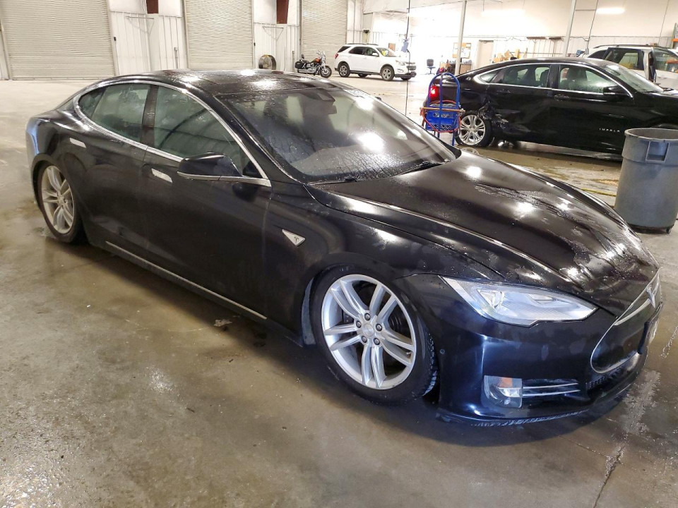 Tesla MODEL S 2015 — Copart