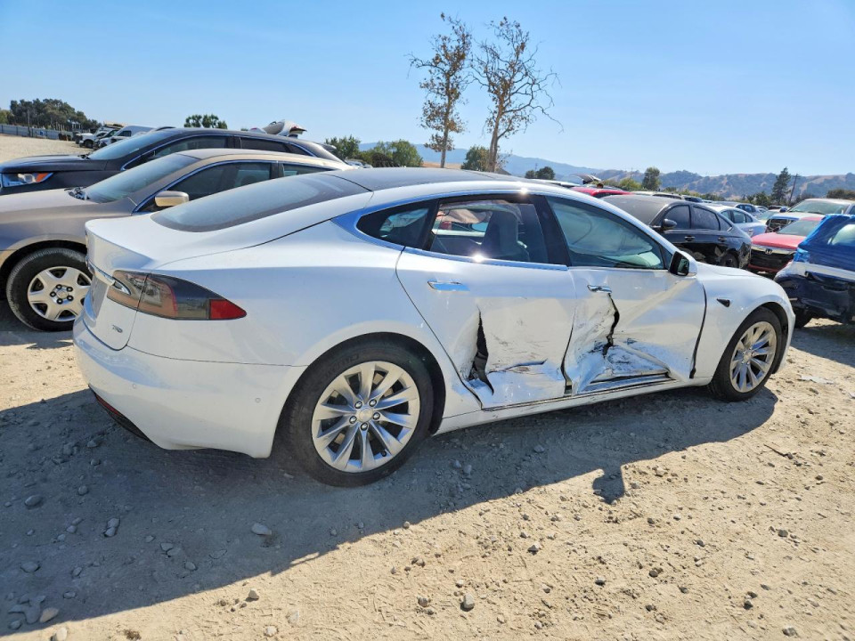 Tesla MODEL S 2016 — Copart