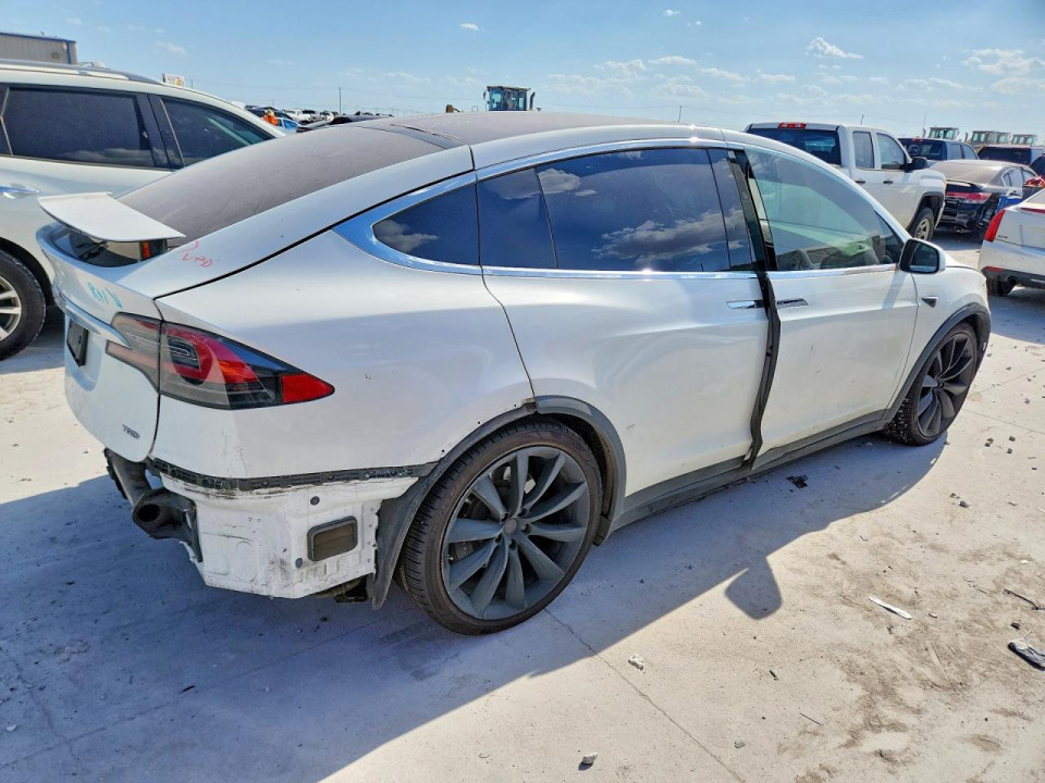 Tesla MODEL X 2017 — Copart