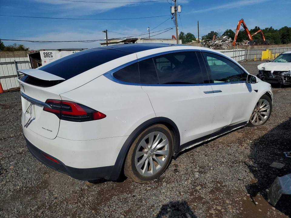 Tesla MODEL X 2021 — Copart